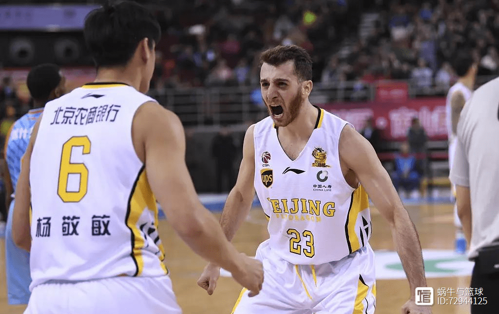 转会期CBA常规赛传出新动向；门兴格拉德巴赫主帅复盘；管理层表态：话题不断；控场能力受关注的简单介绍-英雄联盟S15赛竞猜